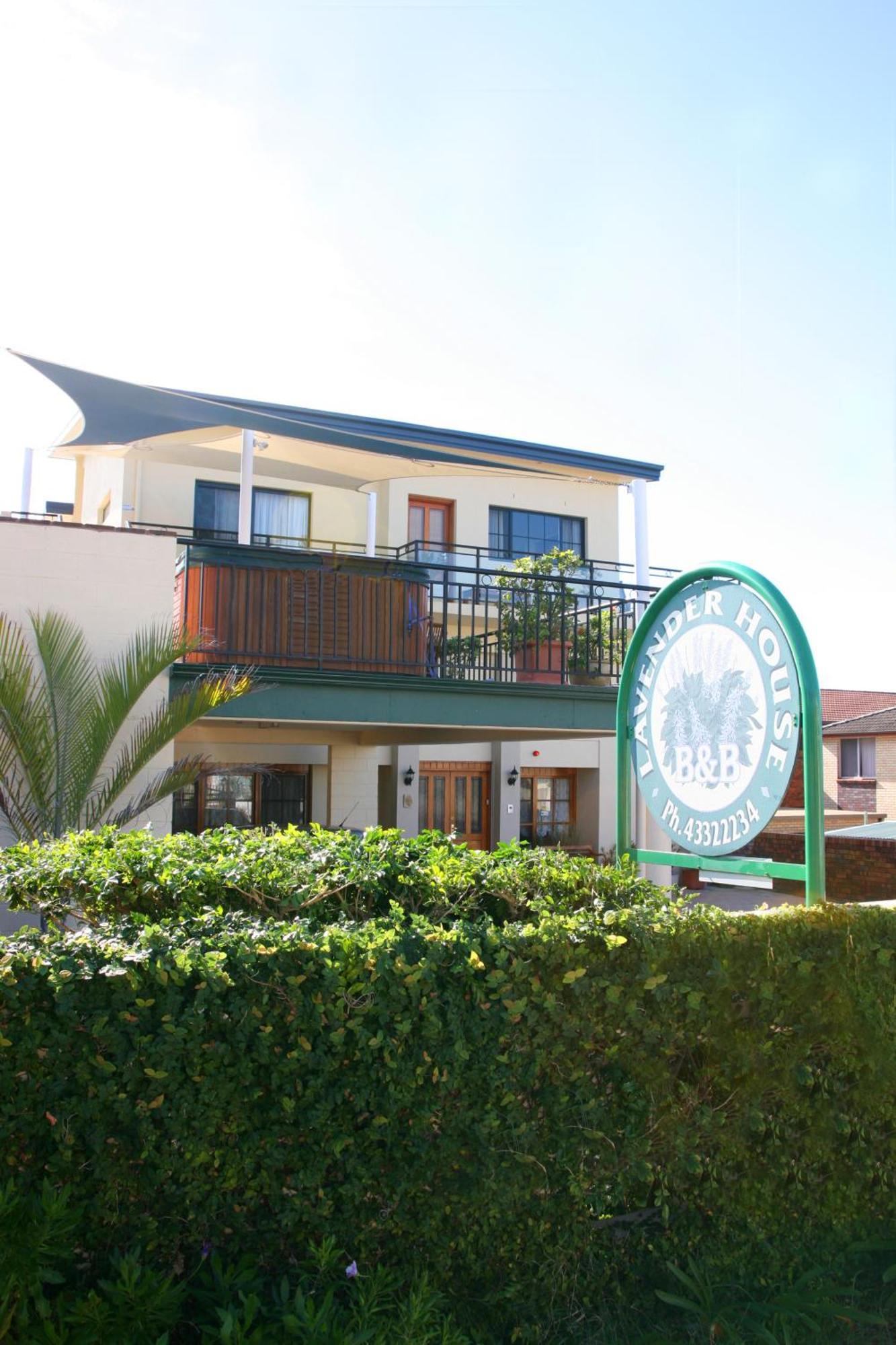 Lavender House Bed & Breakfast Entrance Екстер'єр фото