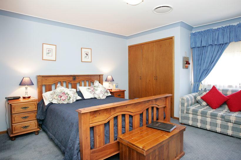 Lavender House Bed & Breakfast Entrance Екстер'єр фото